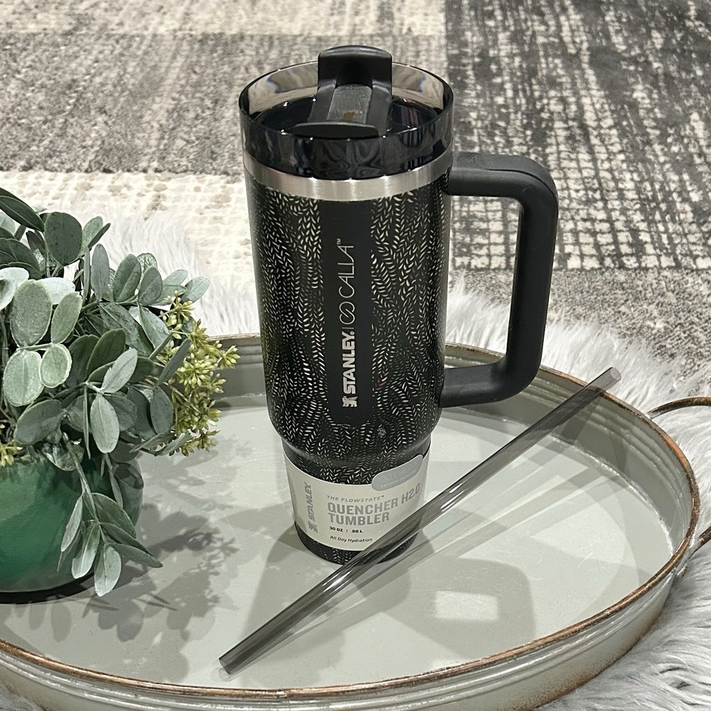 Stanley x Calia 30oz Flowstate Quencher H2.0 Tumbler Black Serpent Brand New